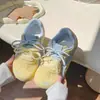 Zapatos de Cuero con Paneles y Suela Gruesa Rojos Otoño 2025 para Mujer, de Buen Aspecto y Versátiles, Estilo Coreano para Estudiantes, Nicho, Zapatos de Entrenamiento Moral