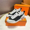 Estação Europeia Novos Tênis Esportivos Casuais Sapatos de Corrida com Cadarço Plano Bloqueio de Cores da Moda Respiráveis Confortáveis Leve Luxo Tênis Masculinos