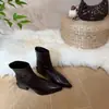 Botas delgadas tacón grueso botines botas cortas de mujer caña corta estilo coreano otoño mediados de 2026 Botas Chelsea estilo nuevo tacón de punta Francés