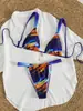 Nuevo Bikini Sexy de Tres Piezas con Cordones Florales Lindo de Moda Chica Caliente Traje de Baño de Dos Piezas para Aguas Termales