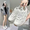 Zapatos de Mujer de Comercio Exterior 2026 Primavera y Otoño Transpirables Ligeros Zapatos de Papá Casuales Cómodos con Suela Suave Zapatillas
