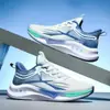 Zapatos nuevos para hombre transfronterizos, zapatillas de malla, zapatillas de running de suela gruesa, suela blanda, versátiles, transpirables, ligeras y cómodas zapatillas deportivas