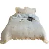 Conjunto de Cuatro Piezas de Felpa de Leche Estampada Cálida para Otoño e Invierno Estilo Coreano Encaje Grande Funda Nórdica Engrosada de Doble Cara Sábana Bajera Faldón de Cama