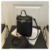 2025 Estilo Occidental Color Sólido Versátil Moderno Elegante Bolso Cubo Ropa Casual de Trabajo para Mujer Nicho Lujo Accesible Bolso Cruzado