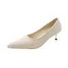 2025 Nuevos Zapatos de Boda de Invierno con Punta Fina y Escote Bajo de Tacón de Aguja Tacones Altos para Usar al Aire Libre Versátiles Elegantes Tacones Altos