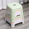 Banqueta Pequena de Plástico para Uso Doméstico, Banqueta Baixa Espessa para Adultos, Banqueta para Banheiro e Chuveiro, Banqueta com Armazenamento para Mesa de Centro de Sala de Estar, Banqueta para Trocar de Sapato