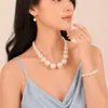 Conjunto de Três Peças Retro Exagerado de Pérolas Artificiais Grandes e Pequenas para Mulheres, Colar, Pulseira e Brincos, Acessórios de Banquete de Alto Padrão
