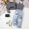 Sudadera de Manga Larga de Moda Otoñal Europea y Americana Estilo Chica Popular para Niños Pequeños y Medianos con Camisola y Jeans