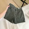 Shorts jeans verde militar para mulheres, novo estilo verão 2026, cintura alta, corte solto, modelador, bermuda cargo de comprimento 3/4, hot pants de perna larga