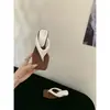 Chinelos Europeus e Americanos para Comércio Exterior, Estampa de Leopardo, Salto Plataforma, Bico Quadrado, para Mulheres, Novo Estilo de Nicho com Salto Único, Adequados para Combinar com Vestidos, Sandálias da Moda