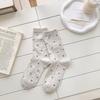 Meias Femininas de Cano Médio Estilo Francês Retrô com Laço Estilo Ins Coreano Micro-Pressão Versáteis para Roupas de Exterior Meias Arrastão Sem Costura