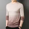 Hengyuanxiang Tejidos para Hombre 2025 Otoño e Invierno Nuevo Estilo con Lana Seda de Morera Cuello Redondo Tejido de Punto Degradado para Hombre de Alta Gama