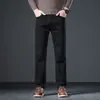 Jeans Casuales Rectos Sueltos de Alta Gama Azul Oscuro para Hombre Nuevos 2026 Otoño Pantalones de Bolsillo Inclinado Papá de Mediana Edad