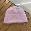 Gorro de Punto Doble Cara Amarillo Pollito con un Toque de Lujo, Suave y Acogedor Gorro de Lana para Otoño e Invierno, Calentador de Cabeza Versátil de Doble Capa