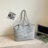 Bolsa de Axila de Gran Capacidad Nueva para Verano 2026, Bolso de Hombro Nuevo para Viajeros, Bolso Tote Versátil de Gama Alta de Nicho