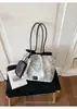 Bolsa Retrô de Grande Capacidade Transfronteiriça Feminina 2026 Novo Estilo Fashionável Novo Estilo Chinês Bolsa de Ombro Única Bolsa de Axila Bolsa Tote para o Dia a Dia