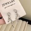 Brincos Elegantes de Diamante Estrela Estilo Japonês e Coreano Borla Longa Moda High-end Brincos de Estrela de Cinco Pontas Brincos Vento Frio