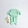 Traje para niños estilo nuevo primavera 2024 Algodón Lindo estampado de dinosaurio Sudadera coreana para bebé niño y niña Conjunto de dos piezas