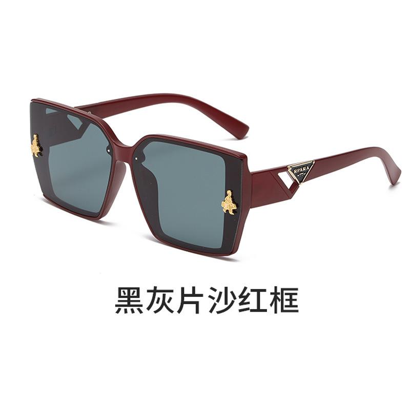 红色.jpg