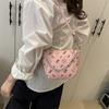Bolsa Quadrada Pequena Casual Estilo Coreano 2025 Verão Nova Moda Estilo Portátil Bolsa Transversal Aparência Sofisticada Bolsa de Ombro para Trabalho