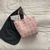 2025 Nuevo Estilo de Verano Bolso Tote Cuadros Simple de Gran Capacidad Doble Cara Bolso Casual Estudiante Bolso de Clase Bolso de Hombro para Viajes