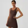 Falda de tenis sin costuras transfronteriza con espalda en U para mujer con almohadillas en el pecho y shorts incorporados, secado rápido, anti-exposición, falda deportiva de golf estilo europeo y americano