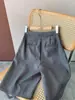 Novo Conjunto de Shorts Feminino Verão 2025 Shorts Casuais Comprimento do Joelho Reto Soltos Caimento Calças de Pernas Largas Feminino