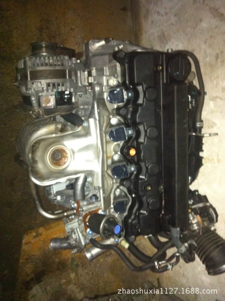 新款CRV RM2发动机1