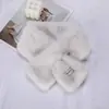 Bufanda Peluda Transfronteriza con Atmósfera Estilo Coreano, Lujo Ligero y Sensación de Alta Gama, Calentador de Cuello Peludo Cruzado, Versión Engrosada de Invierno para Mujeres Adultas