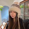 2024 Nuevo Gorro Tejido con Protección para las Orejas para Mujer Otoño e Invierno Cálido Gorro de Lana para las Orejas Estilo Étnico Retro Gorro Pequeño que Realza el Rostro