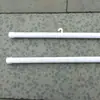 Atacado Direto da Fábrica eixo de suspensão redondo de plástico branco Haste suporte para exibição de rolo de anime rolo de suspensão para pôster de estúdio de casamento