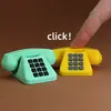 Teléfono Retro Clicker Impreso en 3D Botón de Alivio del Estrés Colgante Juguete Fidget Creativo Nostálgico Regalo Pequeño