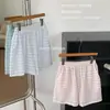 Nuevo Conjunto de Dos Piezas Falsas Rayadas Dreamweaver con Rayas Tejidas por Color y Copas en el Pecho, Conjunto de Ropa de Casa para Mujer con Top sin Mangas de Cuello Redondo y Shorts