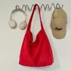 Bolsa Tote de Ombro Único em Camurça Cruzada Feminina Grande Capacidade para o Dia a Dia Nova Verão Retrô Simples Versátil Bolsa de Ombro