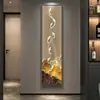 Nove imagens de peixes na entrada, faixas estreitas de pintura de decoração de varanda, de frente para a porta, murais verticais, pinturas no corredor de entrada