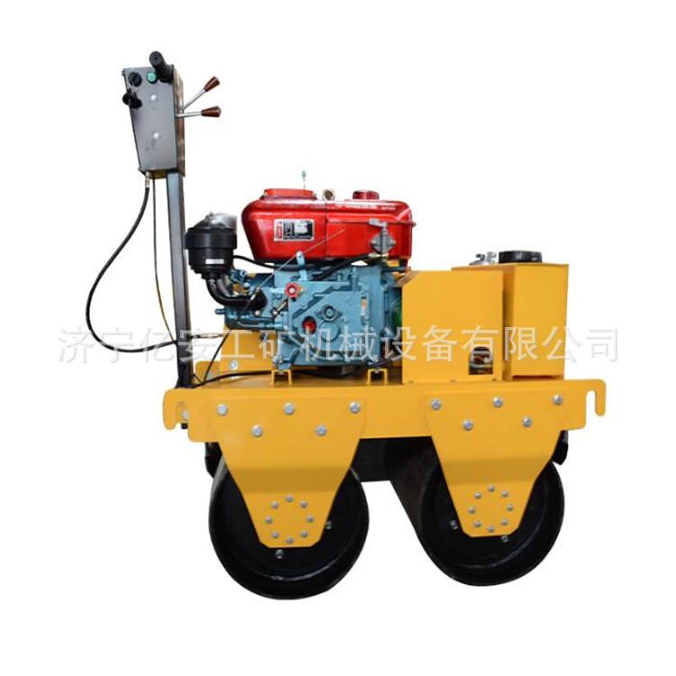 600双钢轮压路机----