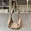 Bolso de lunares de nicho nuevo transfronterizo 2026 para mujer, bolso de hombro y cruzado de gran capacidad a la moda para ir al trabajo, bolso casual tipo albóndiga