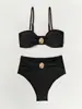 Nuevo traje de baño sexy de dos piezas estilo europeo y americano para mujer 2027, con un diseño de alta gama y un bikini favorecedor con efecto push-up para la playa.