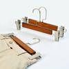 Perchero telescópico de madera maciza para pantalones, armario de almacenamiento sin costuras para el hogar, percha de madera antideslizante, pinza especial para pantalones, para tienda de ropa.