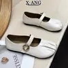 Versão em Pele de Ovelha de Sapatos Mary Jane Plissados com Bico Redondo, Novo Estilo Primavera 2026, Sola Plana, Corte Baixo, Confortáveis para o Dia a Dia, Sapatos Femininos