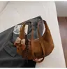 Bolsa de Camurça da Moda para Mulheres 2026 Nova Casual Versátil Bolsa de Ombro de Axila Bolsa Transversal para o Dia a Dia Cross-Border
