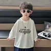 Camiseta de manga larga estilo coreano Q129 con estampado de letras para niños, adecuada para bebés y niños pequeños, un top casual y deportivo