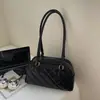 Bolso de hombro acolchado texturizado de alta calidad para mujer, nuevo bolso de mano de moda de nicho 2026, bolso tipo almohada de gran capacidad para el día a día