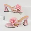2026 Primavera Transfronterizo Talla Grande Tacón Alto Pantuflas de Mujer Estilo de Moda Europeo y Americano Sandalias de Tacón Alto con Tira Cruzada Floral Talla Grande