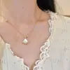 Collar de Nácar en Forma de Abanico para Mujer, Joyería Dorada de Moda que No se Desvanece con Diamantes, Cadena Elegante y Lujosa para la Clavícula