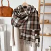 Bufanda a cuadros de cachemira sintética estilo coreano, diseño a cuadros retro con flecos, chal cálido y moderno de invierno, accesorio versátil para parejas