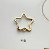 Estrella de cinco puntas 30 mm con cadena en forma de 8 aleación de zinc proceso de coloración por galvanoplastia colgante acrílico de muñeca felpa