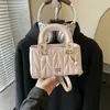 Bolso de mujer bordado de nicho de comercio exterior 2026 nuevo estilo de moda bolso cruzado versátil bolso de mano verano Bolso tote pequeño Lady Dior