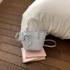 Bolsa Cesta Estilo Férias Suave e Doce Primavera/Verão 2026, Bolsa de Ombro Transversal de Textura de Alta Qualidade Estilo Coreano Nicho