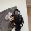 Bolso de mano de alta gama, lujo ligero, moderno, de nicho para mujer, nuevo modelo 2026, bolso cruzado versátil, bolso pequeño para el día a día